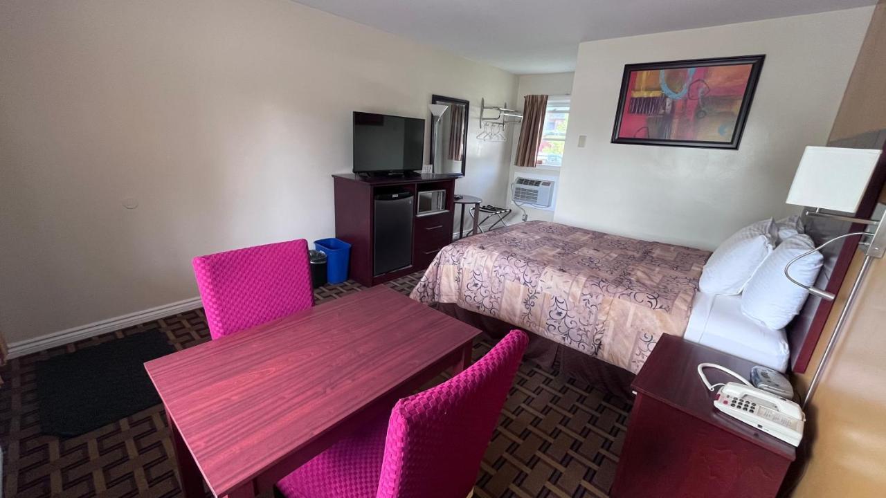 Park Place Motel & Suites Tweed Esterno foto