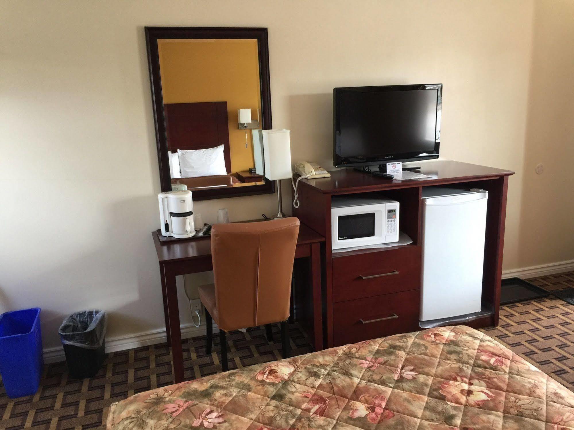 Park Place Motel & Suites Tweed Esterno foto
