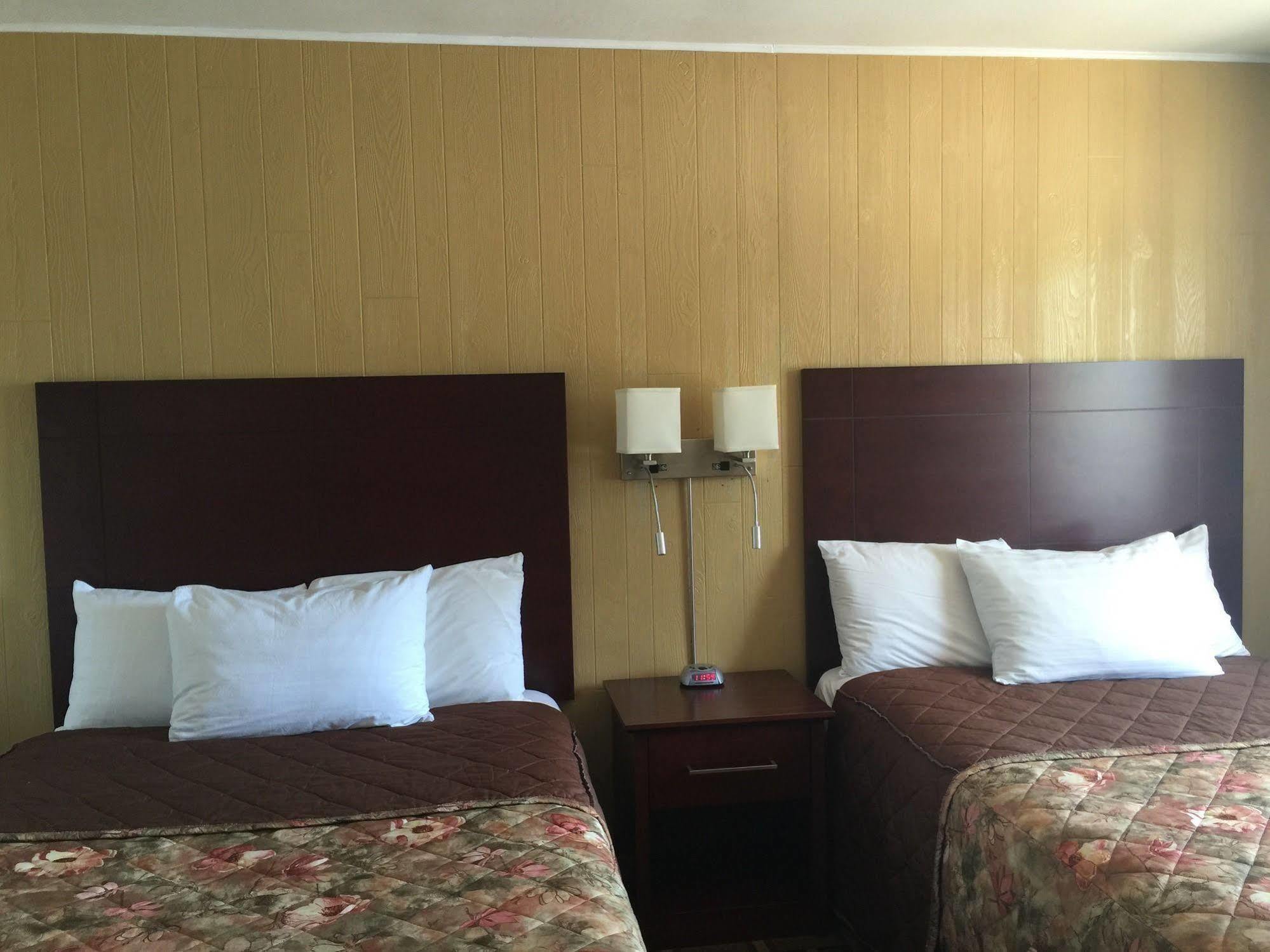 Park Place Motel & Suites Tweed Esterno foto